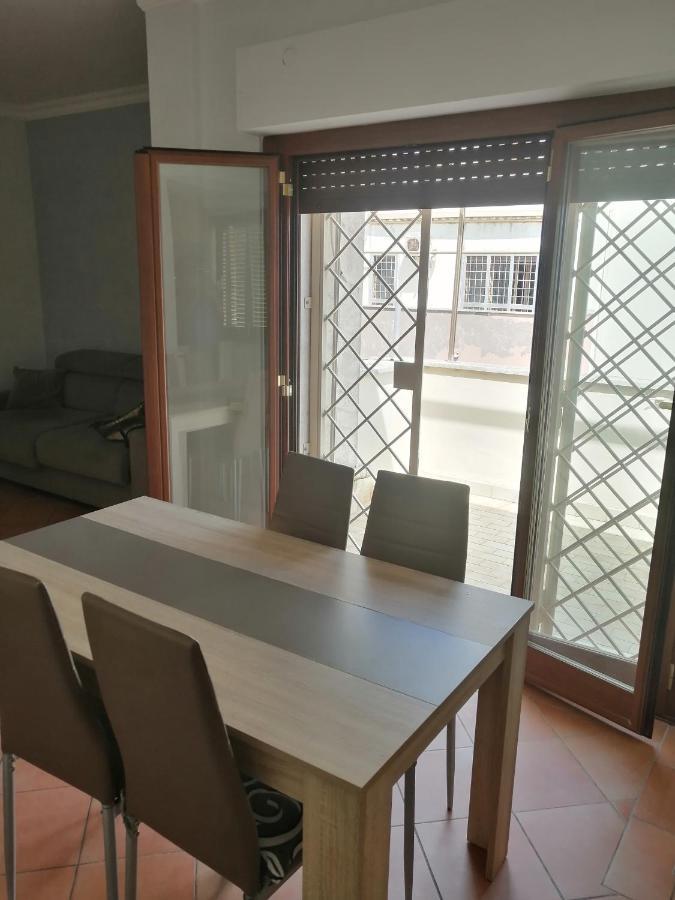 B&Bsantateresa Anzio Bagian luar foto